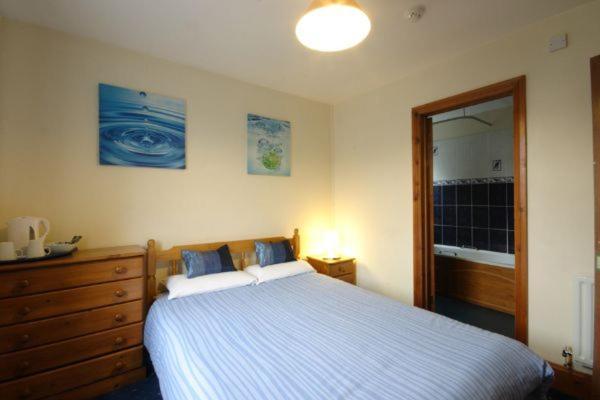 Whitehouse Guestrooms Bristol Exterior photo